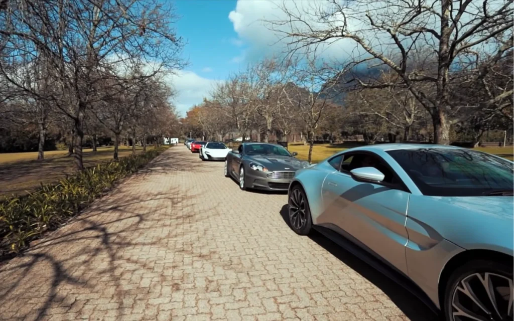 Flipping cars when you don't own a dealership might sound like a long shot, but one American man proved that it could pay off bigtime.