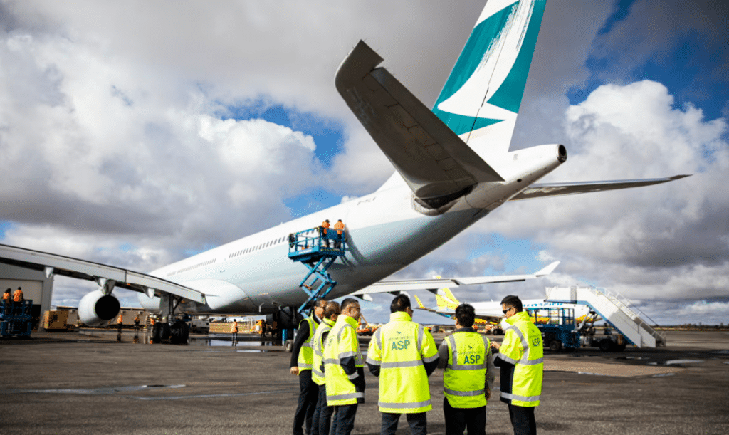 Airline retrieves final plane from Australian desert