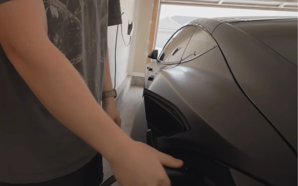 To find out how much a daily charge limit really affects EV battery degradation, a man put two identical Tesla Model 3 batteries through two years of driving.