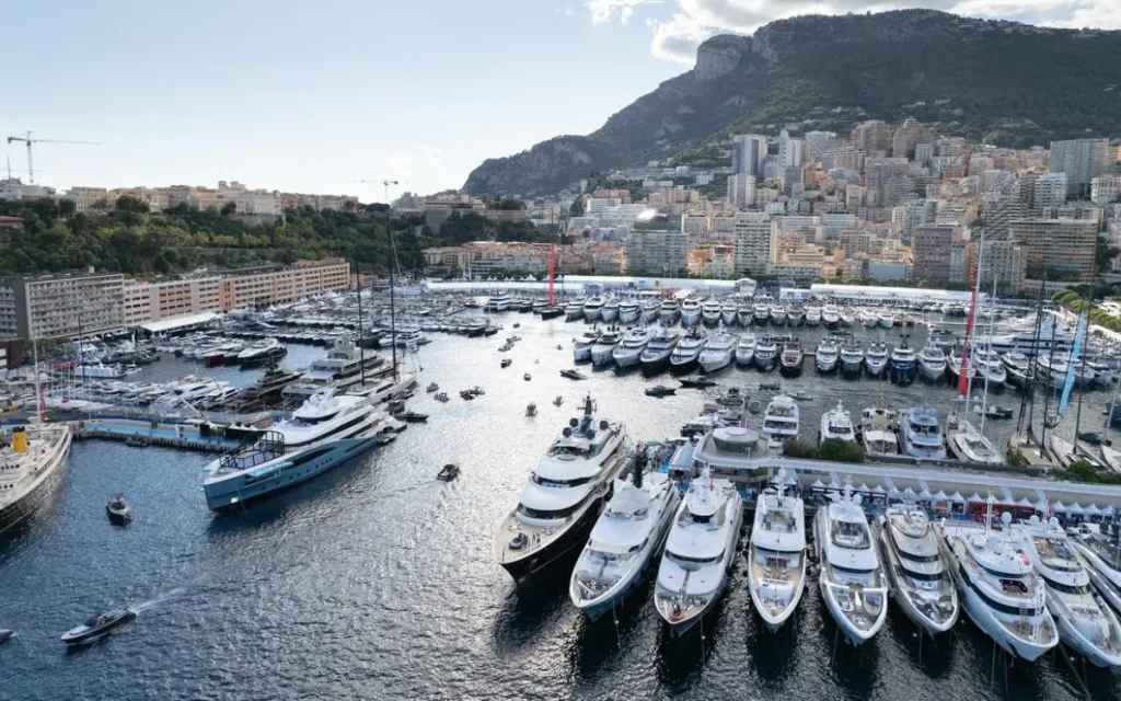 Bill Gates once partied on Sheikh Suroor’s $200 million yacht 'Mar', and now it’s the largest superyacht at the Monaco Yacht Show 2025