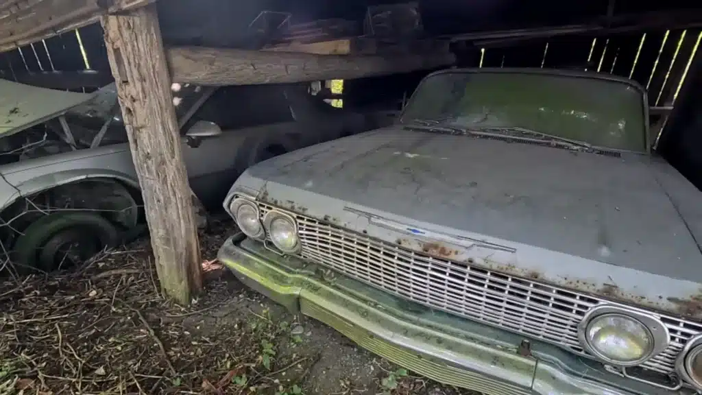 car thief's hideout muscle cars