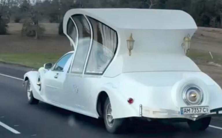 Modern-day version of Cinderella's carriage