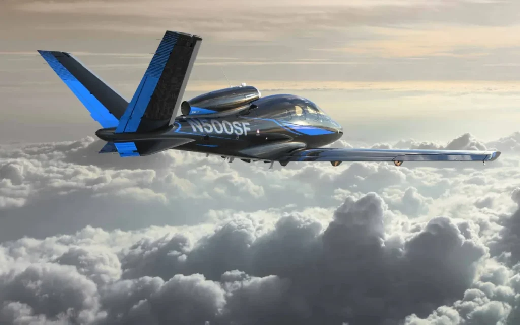 A rookie US pilot takes the controls of a $3.5 million Cirrus Vision Jet, flying and landing it himself in a once-in-a-lifetime test