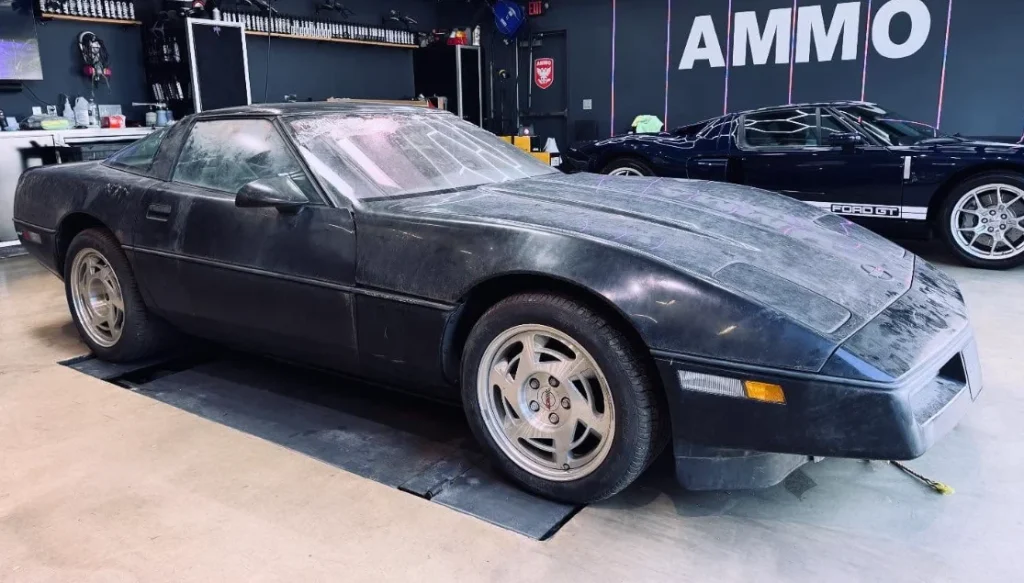This long-forgotten 1990 Corvette ZR-1 was recently rescued from a garage and given its first wash in 30 years