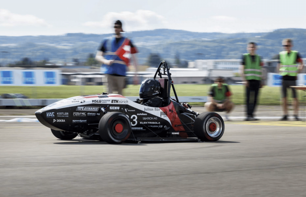 Custom-built racer smashes the world record for acceleration
