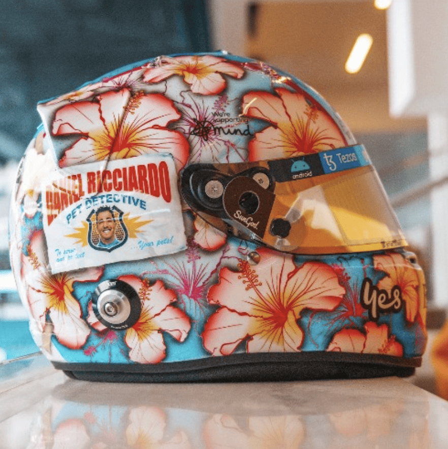 Daniel Ricciardo's Ace Ventura: Pet Detective helmet