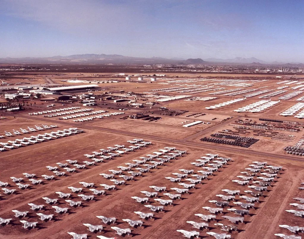 World's largest aircraft boneyard spans more than 2,600 acres and has over 4,000 planes