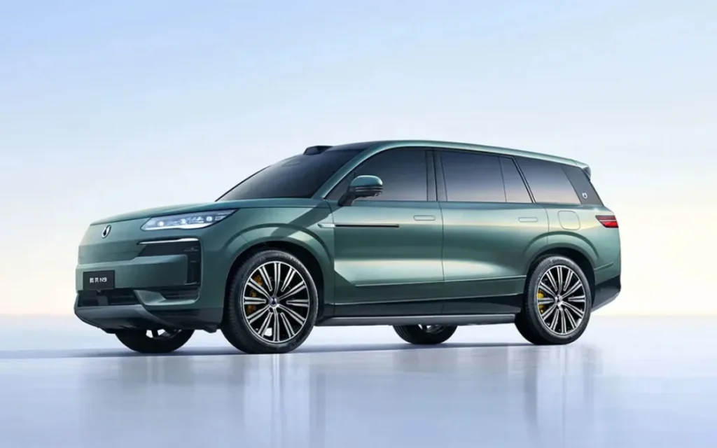 BYD launches the 2026 Denza N9 plug-in hybrid SUV with a $54K starting price, packing 912 horsepower, luxury seating, and over 800 miles of range