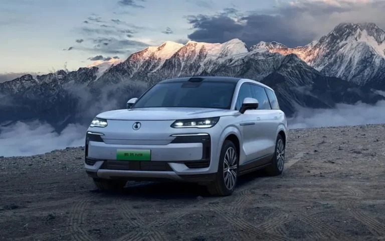 BYD launches the 2026 Denza N9 plug-in hybrid SUV with a $54K starting price, packing 912 horsepower, luxury seating, and over 800 miles of range