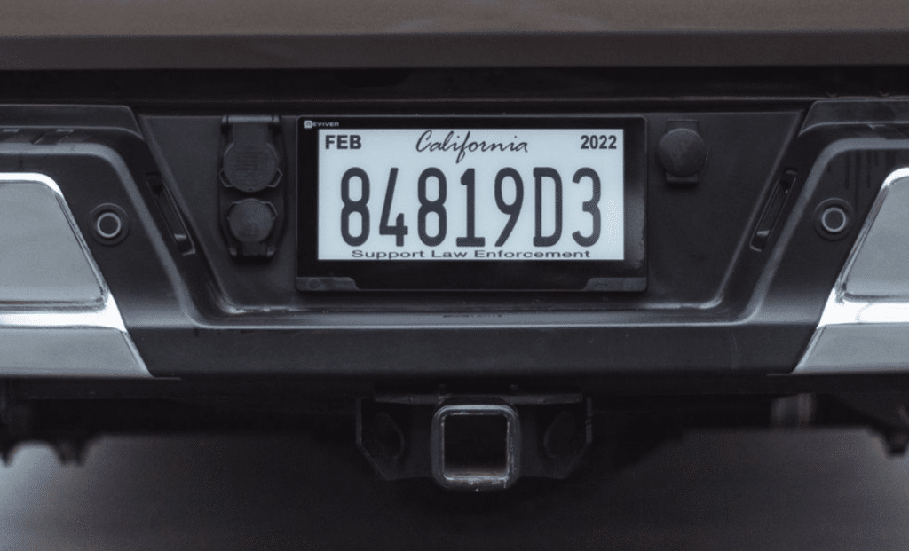 One of Reviver's digital license plates displayed on a vehicle
