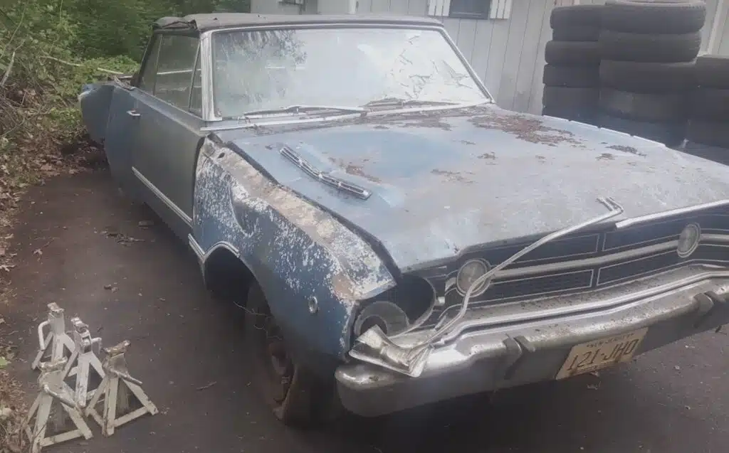 Couple buy rare 1968 Dodge Dart, sell it, then rediscover it in the woods 40 years on