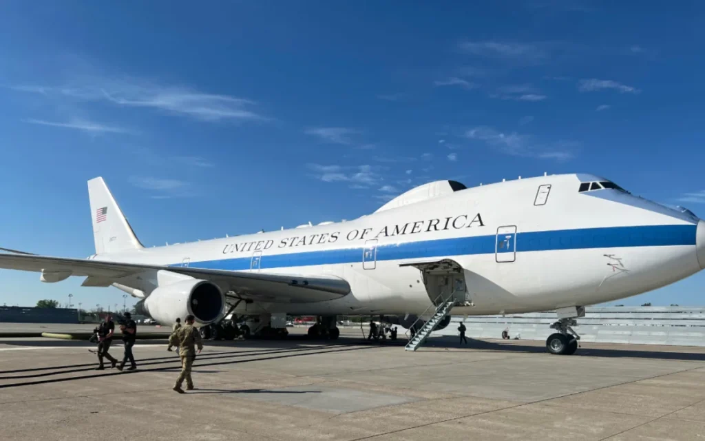 The important reason why America's 'Doomsday Plane' still uses 1980s technology