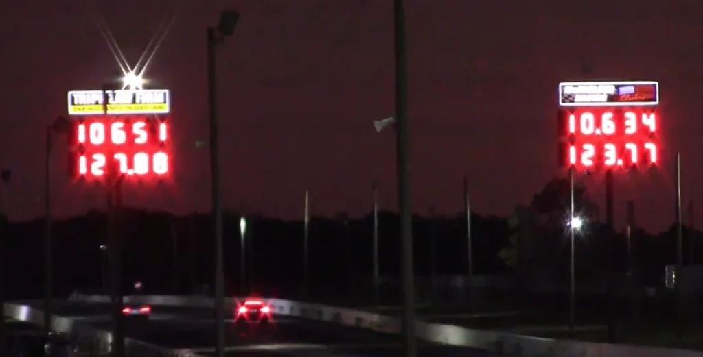 C8 Chevy Corvette drags Tesla Model S Plaid and after 10.63 seconds there's a major upset