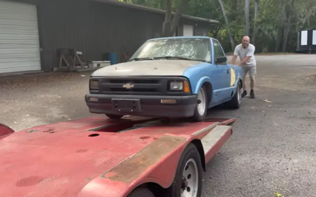 This South Carolina’s duo drag truck is held together with junk parts and pure chaos