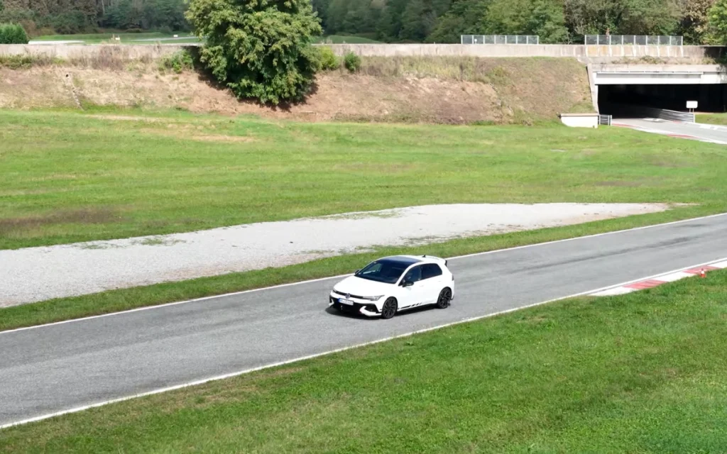 When it came to summer driving, finding the best performance tires meant putting the top options through a no-holds-barred test.