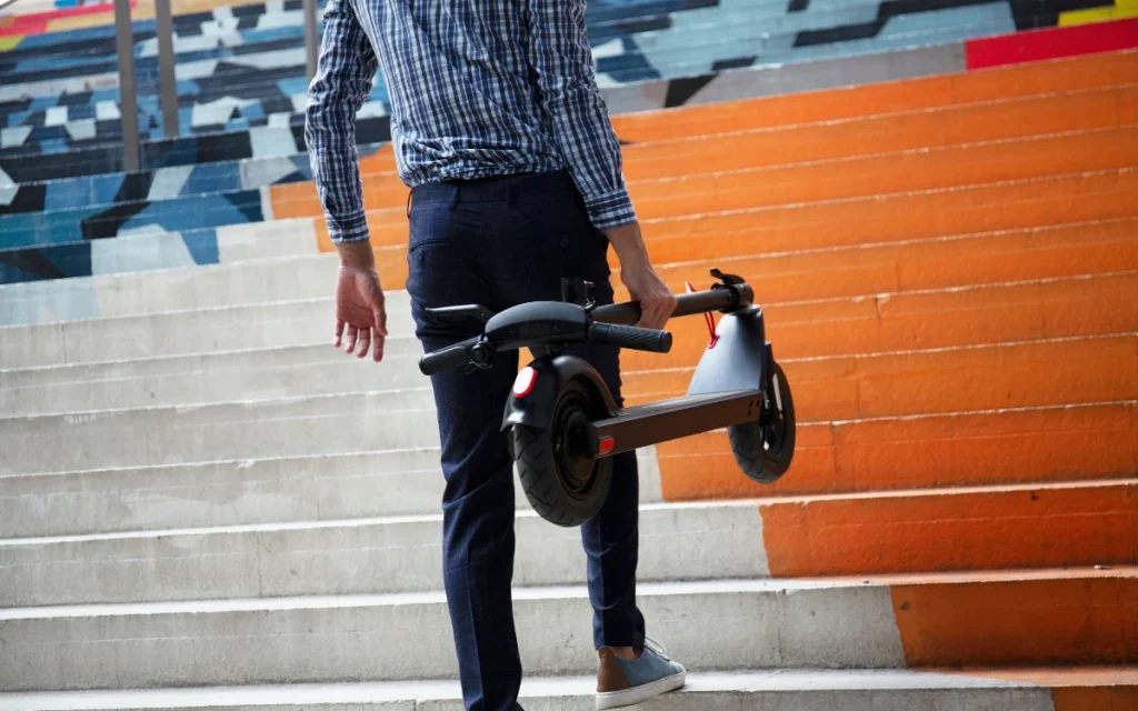 While some states are cracking down on e-bikes, Oregon could be set to go the other way and allow kids as young as 14 to use electronic bikes, and it comes with very sound reasoning