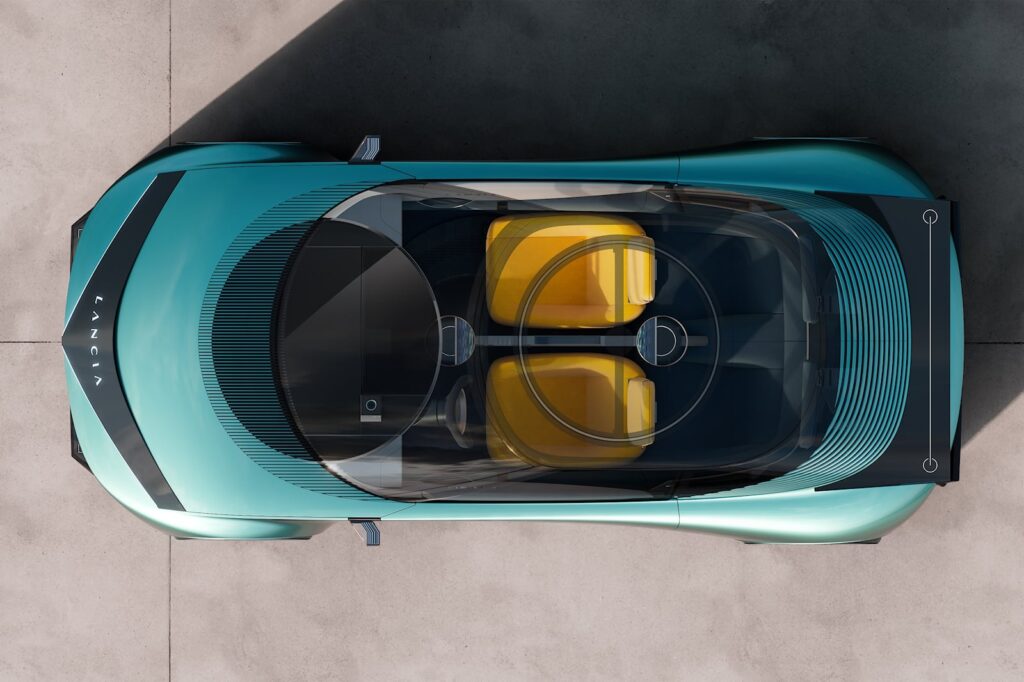 electric Lancia Stratos, glass roof