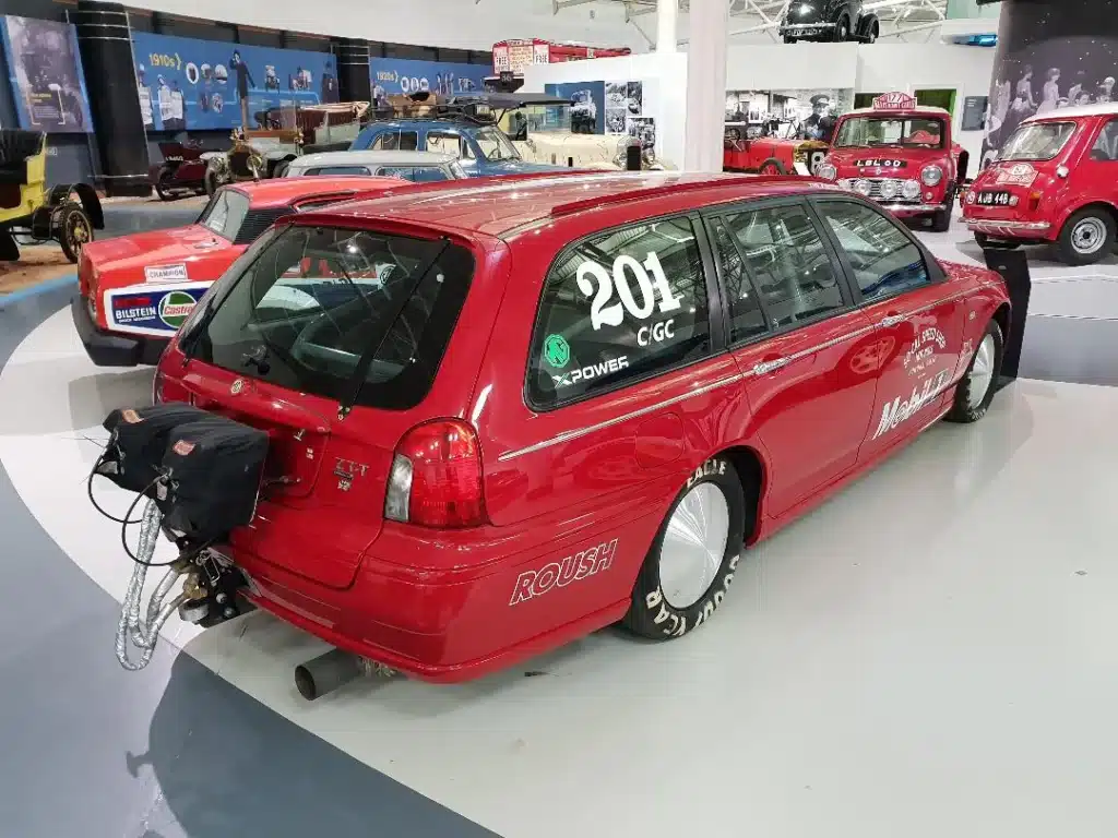 world's fastest station wagon MG ZT-T Bonneville