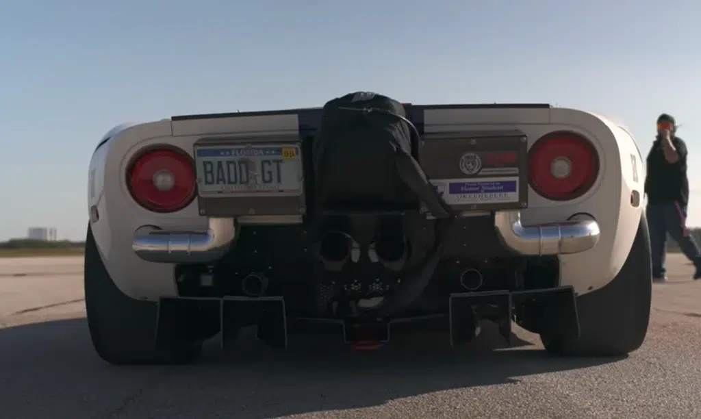 Ford GT becomes fastest street-legal car in the standing mile after reaching 310mph