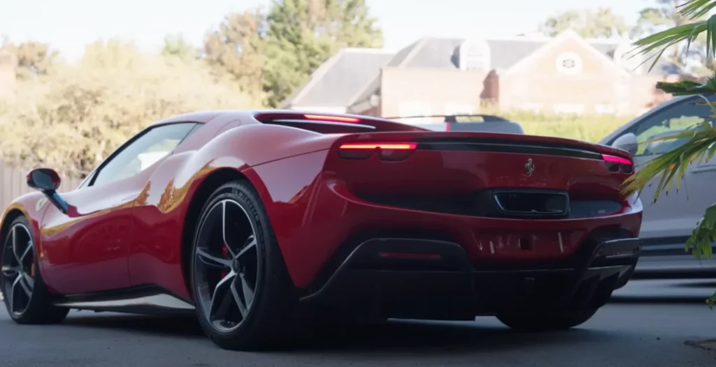 Man sells his wife's Huracán but she doesn't realize he's bought her a surprise $268,000 supercar as replacement