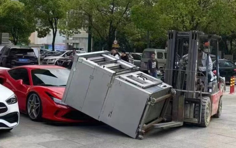 Ferrari F8 Tributo forklift accident