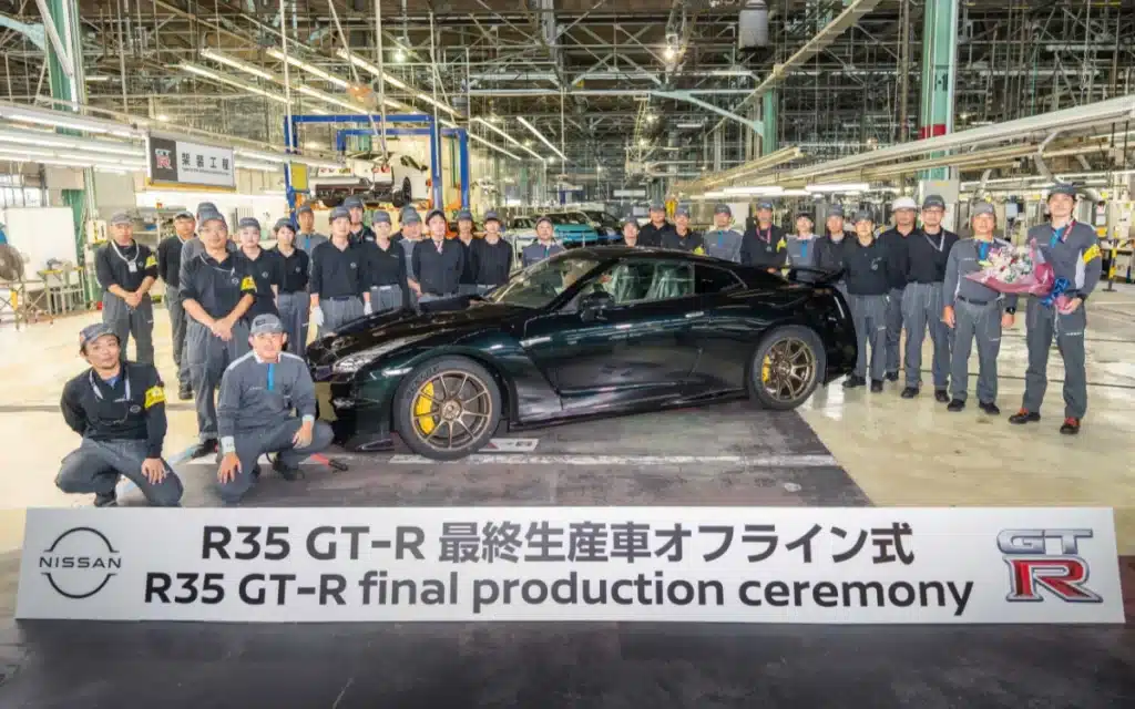 The final Nissan GT-R has rolled off the production line at the Tochigi factory in Japan after 18 years and 48,000 models built