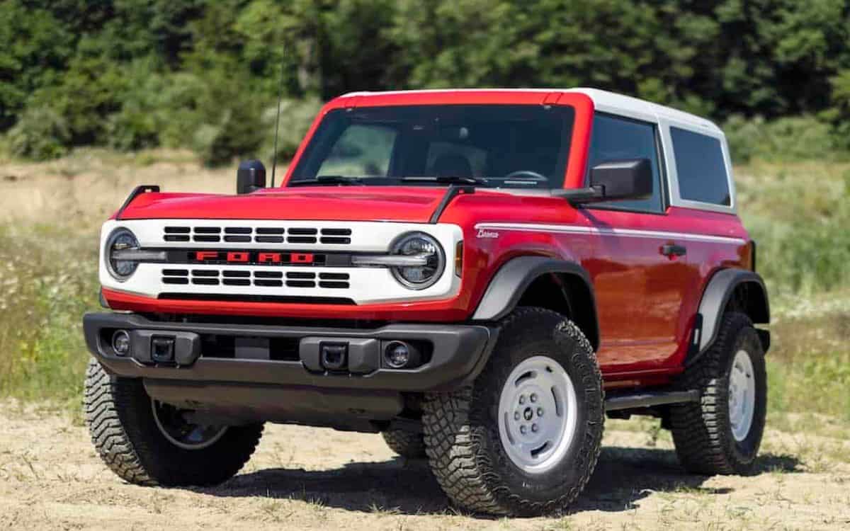 Ford is celebrating the original Bronco with its new Heritage Edition