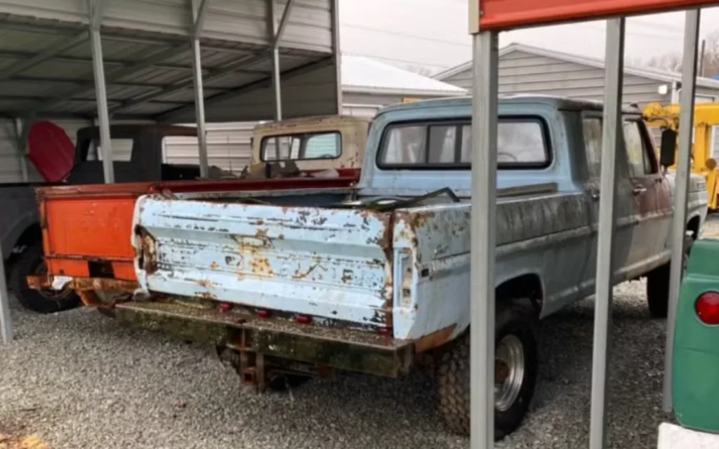 A newly restored classic 1970 Ford F-250 recently sold at auction for a whopping $120,000, showing just what an impact putting in some time and effort can really make
