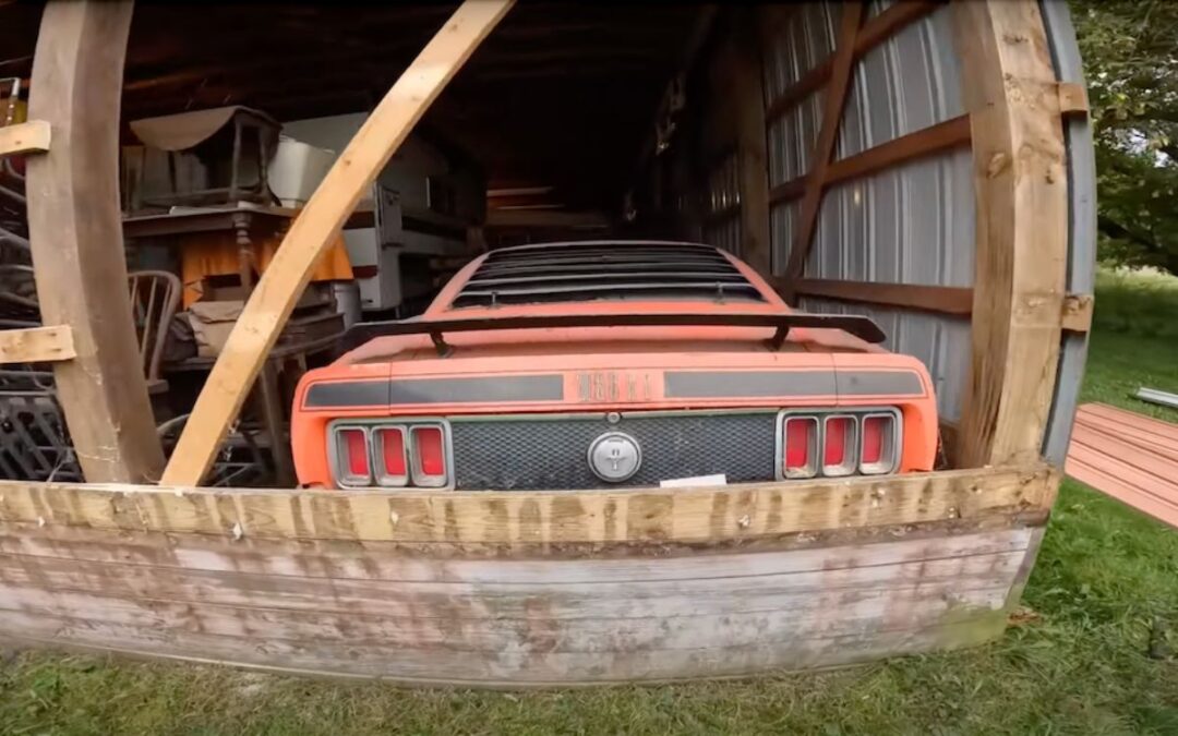 Ford Mustang Mach 1 rescued after being trapped in a barn for 40 years