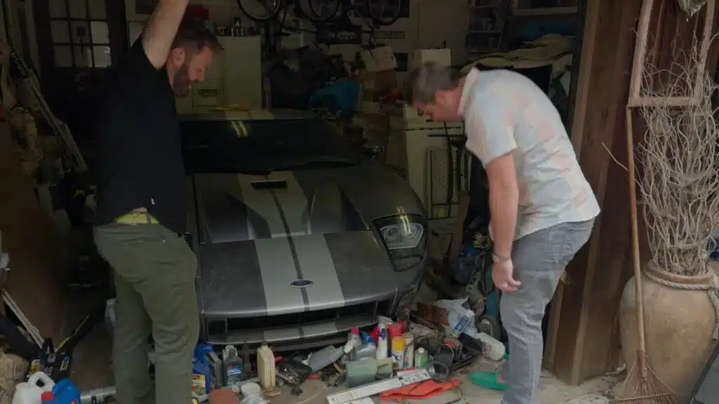 Barn find Ford GT supercar quickly brought back to life