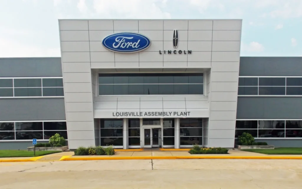 It’s the end of era at Ford as the last ever Escape has rolled off the production Louisville Assembly Plant, and the factory is set to be retooled for a new purpose