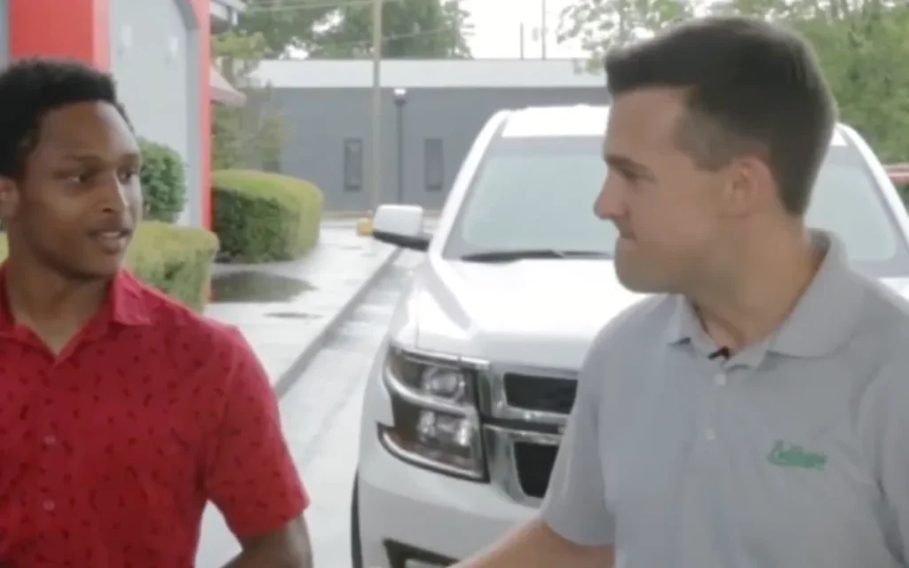 Alabama college student walks 20 miles to his first day of work and his boss gives him a free car