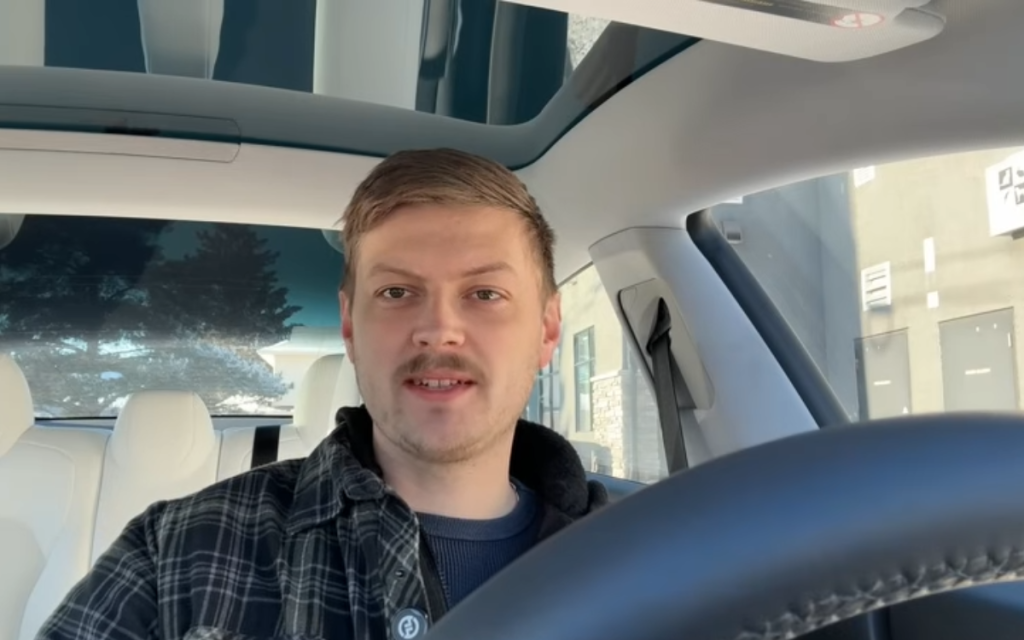 The owner of a 2024 Tesla Model 3 has shared how much his battery has degraded after driving it for a year in some extreme temperatures