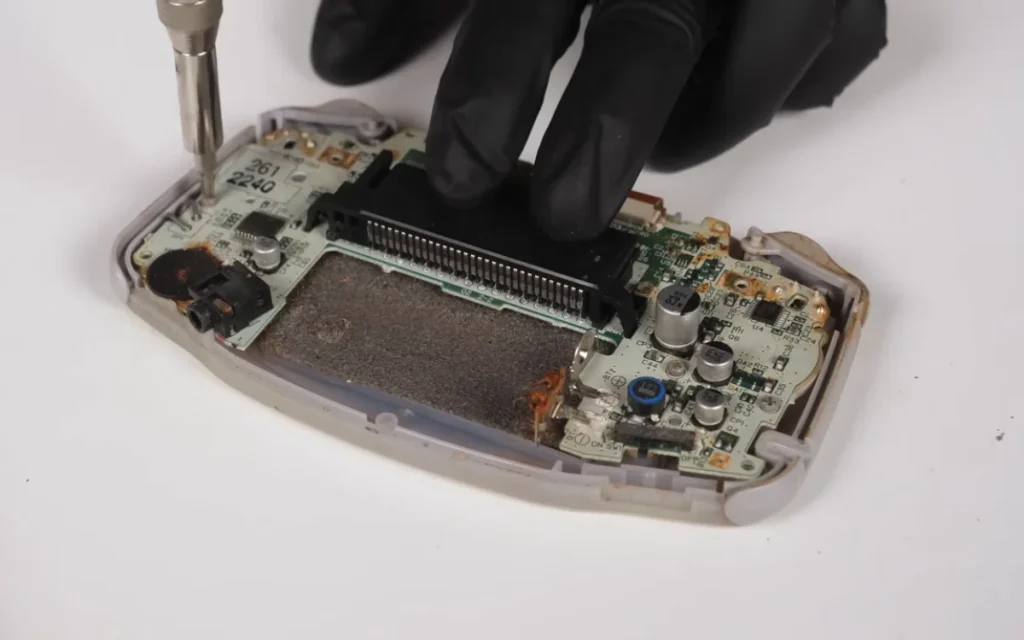 If you’re looking for a healthy dose of nostalgia, then look no further than this video of a tech lover restoring a broken Game Boy Advance to its former glory