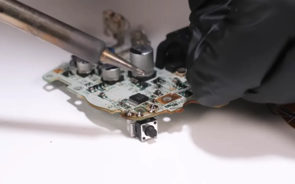 If you’re looking for a healthy dose of nostalgia, then look no further than this video of a tech lover restoring a broken Game Boy Advance to its former glory