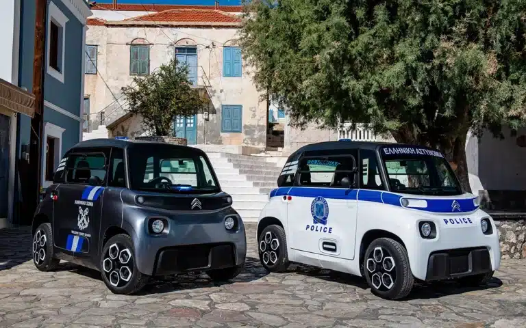 greek island police cars Citroën ami