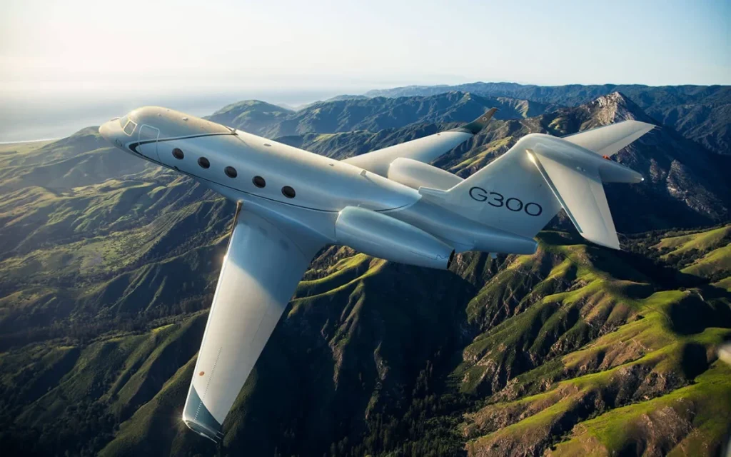 Gulfstream unveils the new G300, a jet that hits Mach 0.85 and carries 10 passengers in the longest, most luxurious cabin in its class
