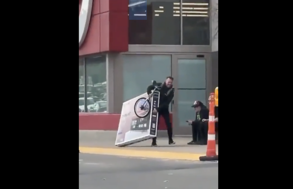 How to transport a TV that’s too big for your car