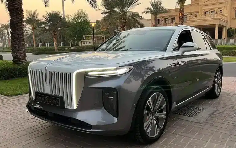 luxury EV Rolls-Royce Hongqi E-HS9