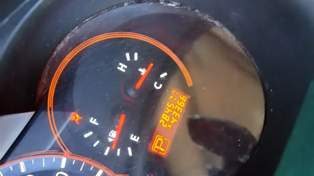 California man reveals how buying a used 2007 Nissan Altima with 284,000 miles has saved him from debt