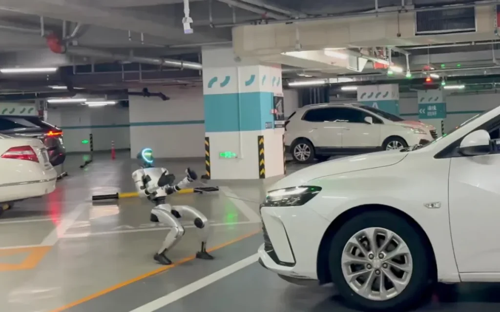 G1 humanoid robot by Unitree shocks viewers by pulling a 1,400kg car with ease, showing off next-level balance and AI control