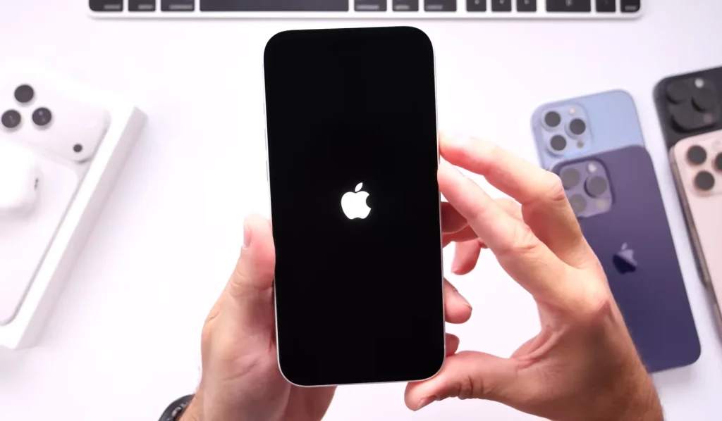Expert explains why you need to switch off your iPhone at least once a week