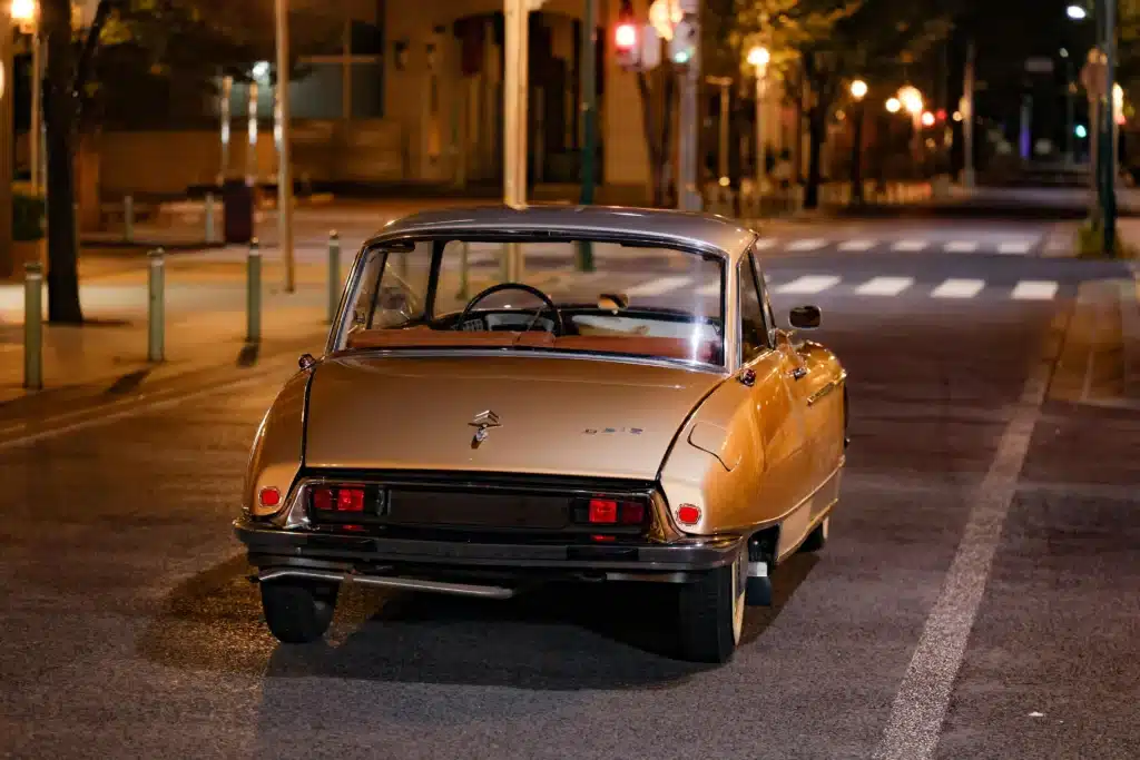 How the French car Citroën DS made disc brakes standard in mass production, transforming safety and performance worldwide