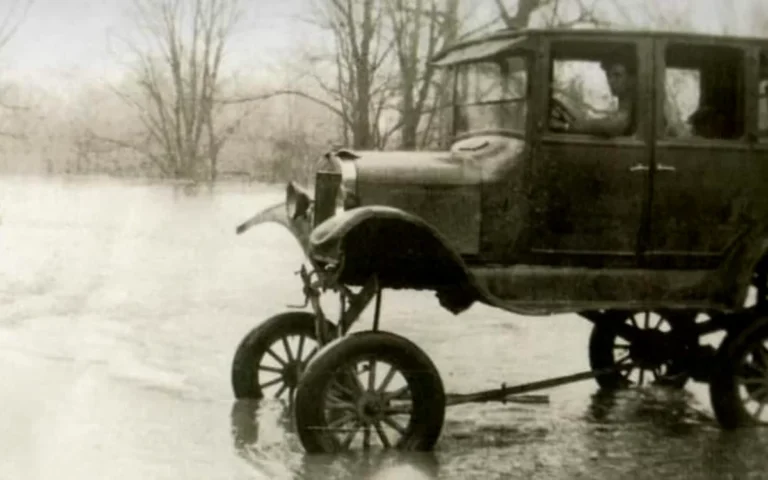 Ford Model T became the first ever weird-looking car thanks to its high water kit sold in Florida