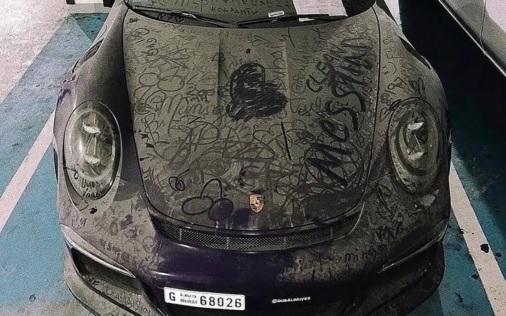 Porsche owner refuses to wash 911 Gt3 RS as the dirtier the car is the more it stands out