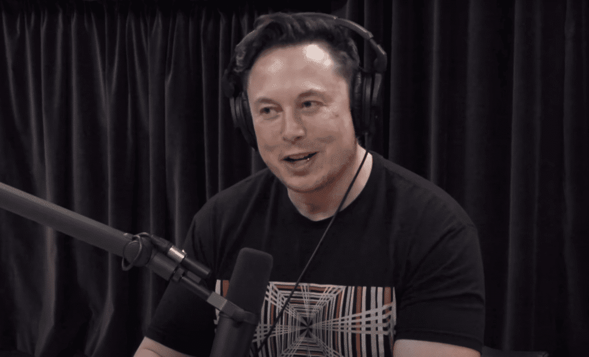 Elon Musk on The Joe Rogan Experience.