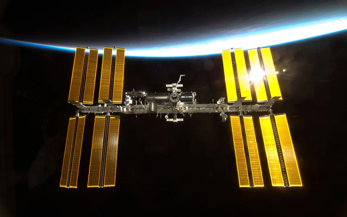 Astronauts aboard International Space Station experienced New Year's Day 16 times