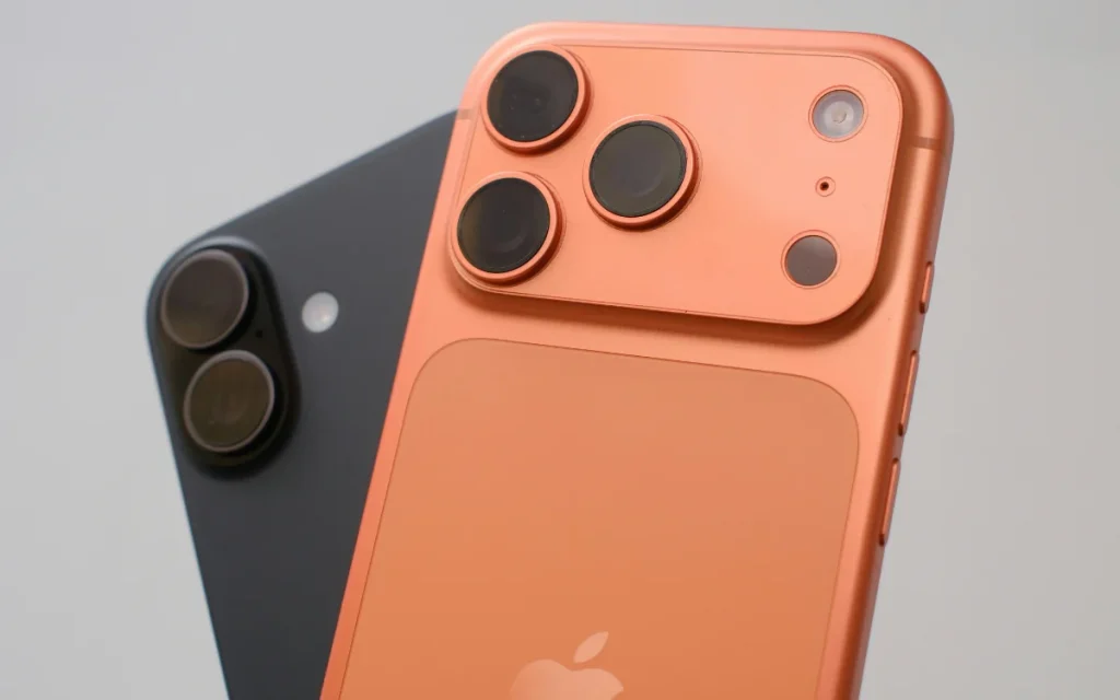 Apple has urged iPhone users to update to the latest iOS following the discovery of a new hacking tool that could be used to steal data