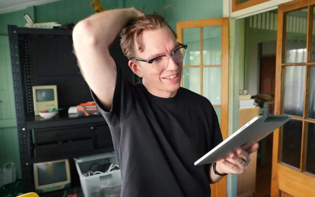 A man bought a 2010 first-generation iPad for cheap on eBay to see if he could ‘jailbreak’ it, but the process did not go smoothly