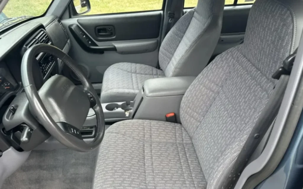 This one-owner 1998 Jeep Cherokee Sport has gone off to a new home after almost 30 years and 45,000 miles